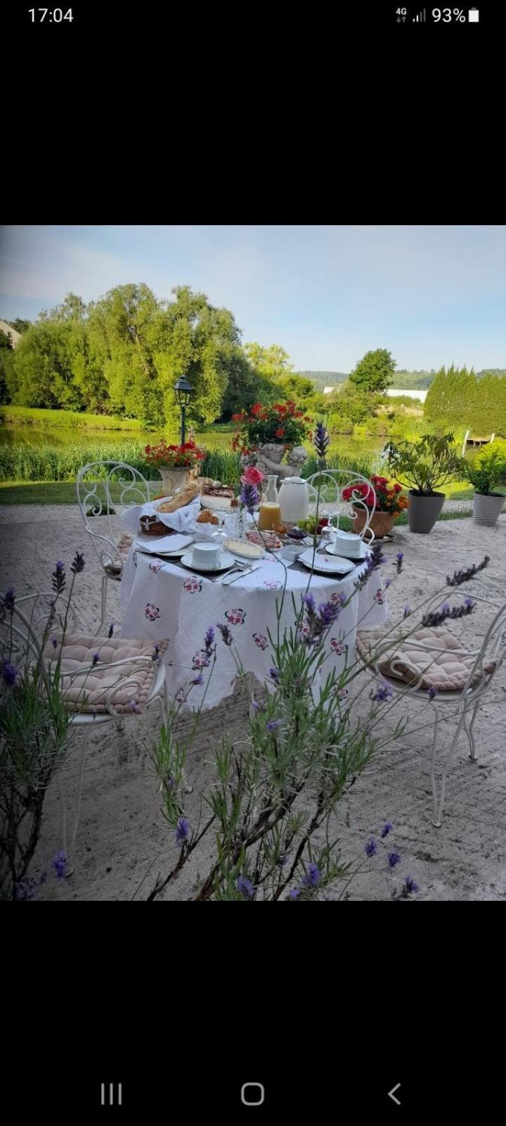 Domaine De Lardoisiere Hotell Château-Salins Exteriör bild