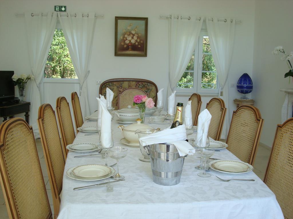 Domaine De Lardoisiere Hotell Château-Salins Exteriör bild